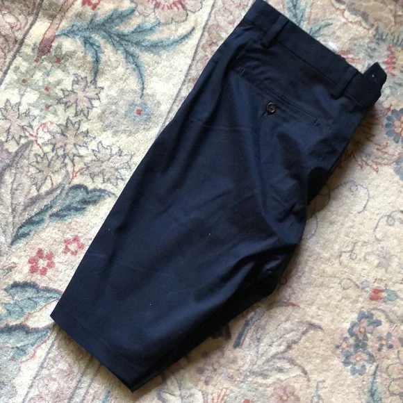 NWT BANANA REPUBLIC Emerson Navy Blue Mens Shorts